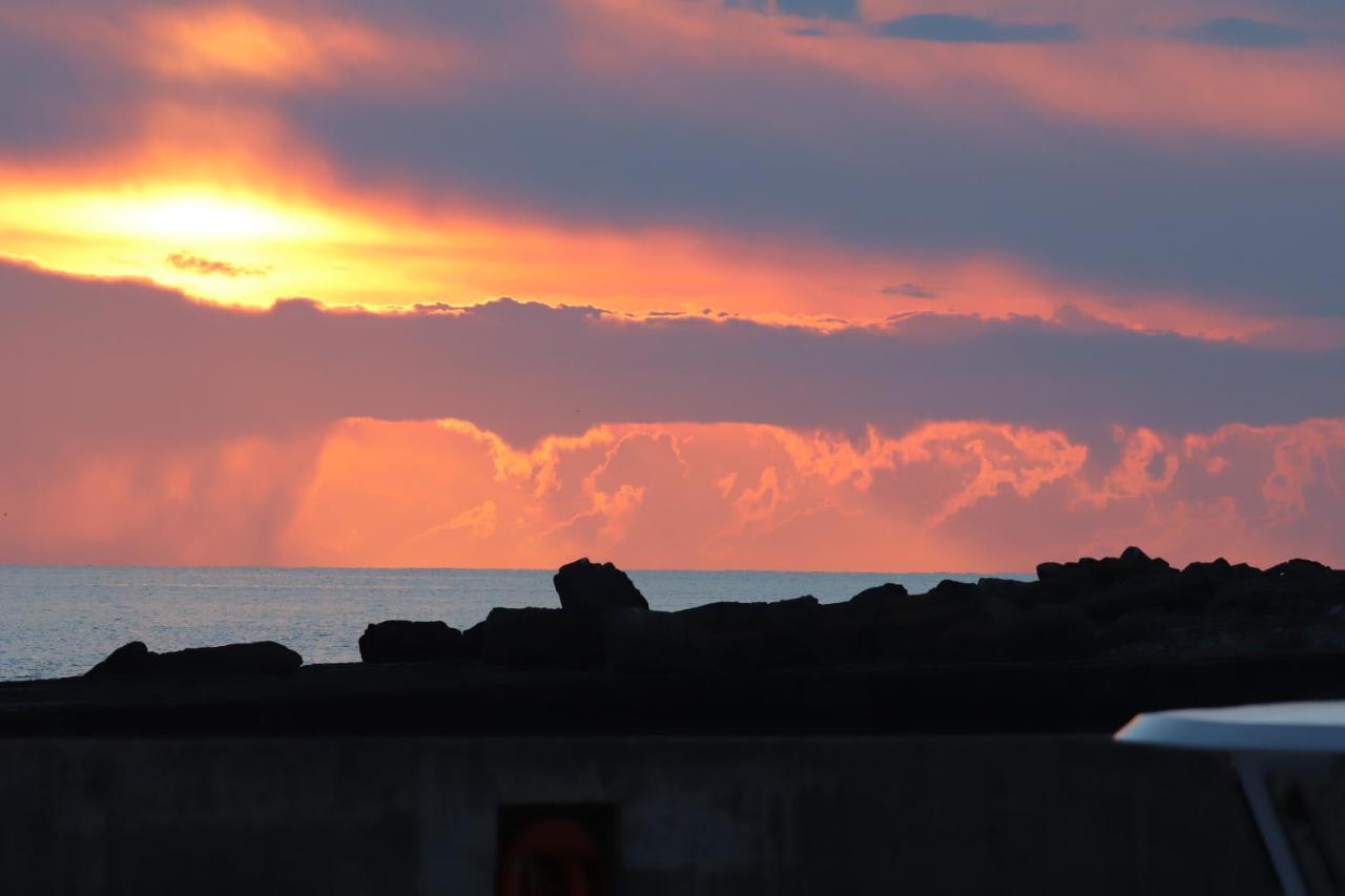 West Coast Lodge Lahinch Bagian luar foto